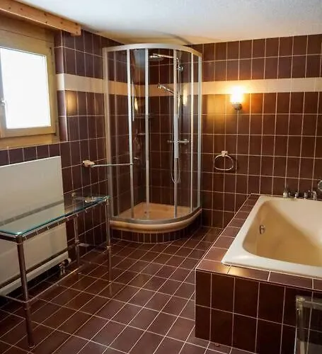 Grosse 2 Mit Terrasse